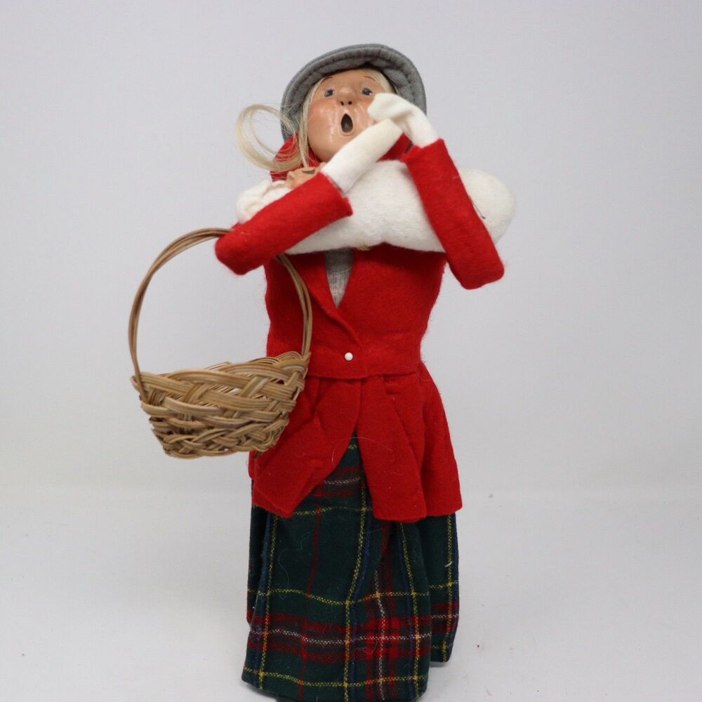Byers Choice Caroling Woman Holding Newborn Baby 1988 And Wicker Basket